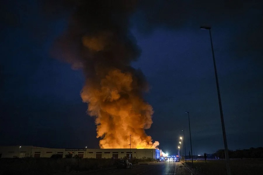 Imagen de archivo de otro incendio industrial en Almassora (Castellón).