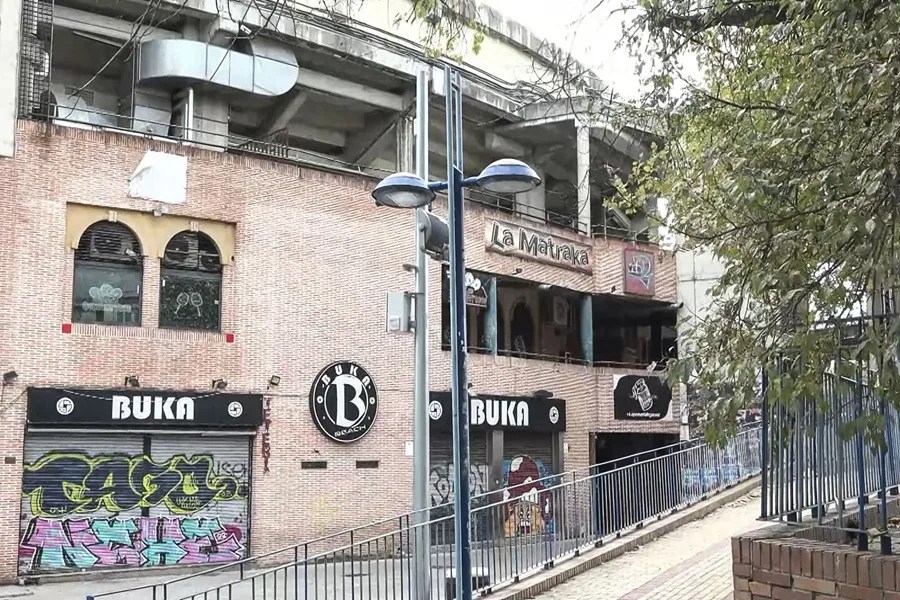 Avenida Lengua Española, junto al espacio de fiestas la Cubierta de Leganés,
