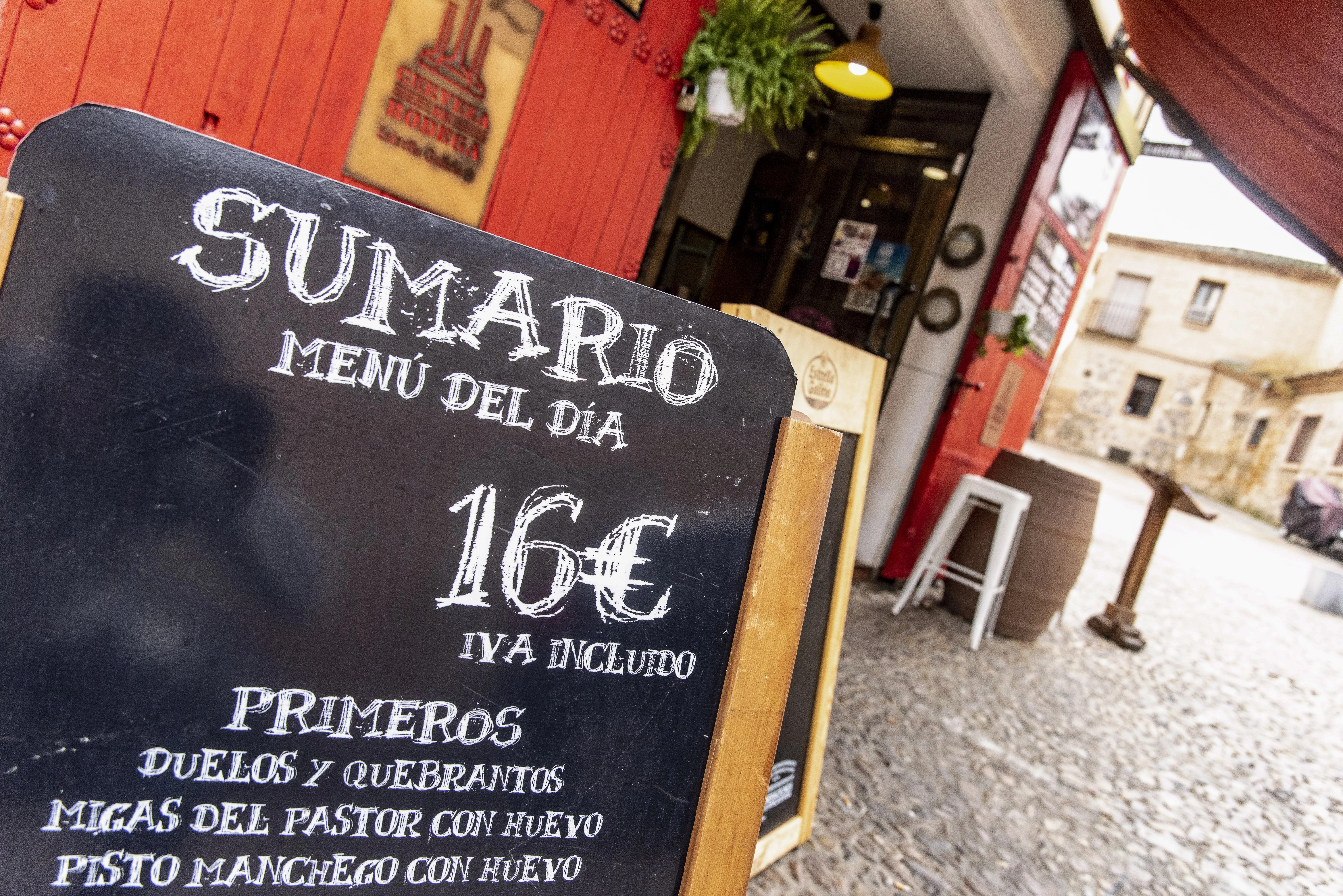 Imagen de archivo del precio del menú del día en un restaurante de Toledo.