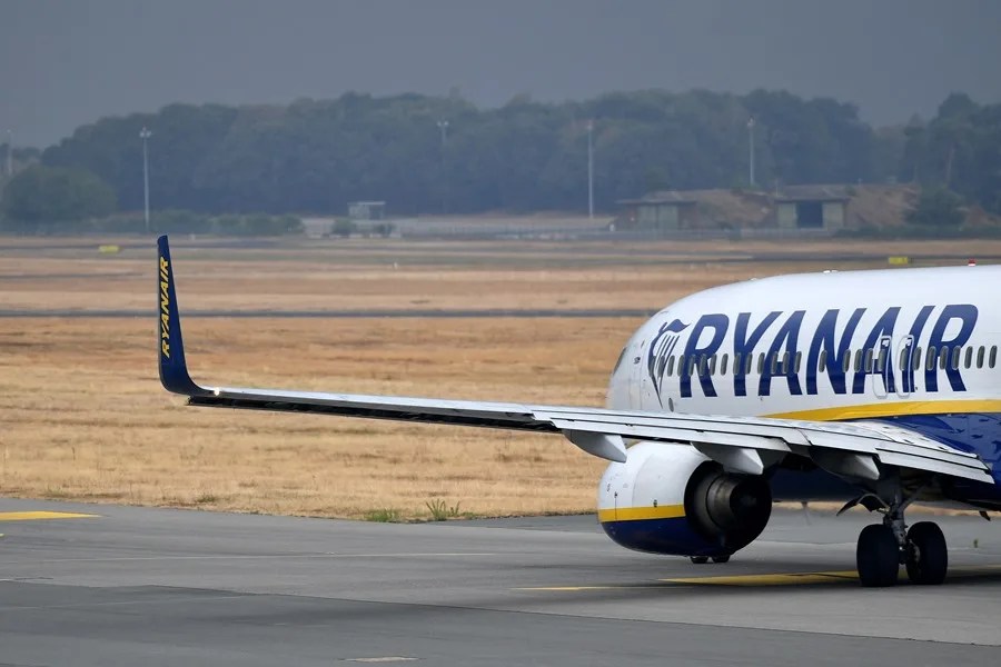 RYANAIR