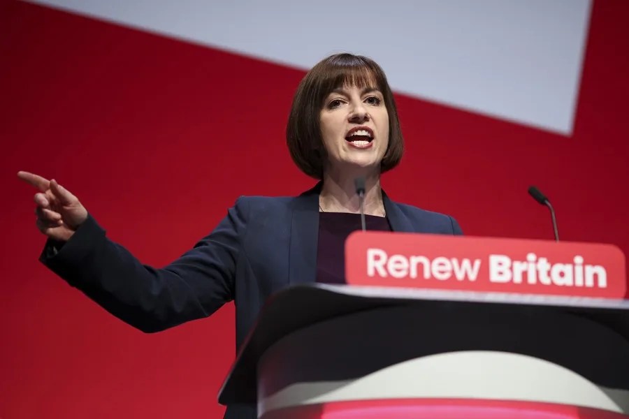 La Secretaria de Educación y Ministra de la Mujer e Igualdad del Reino Unido, Bridget Phillipson