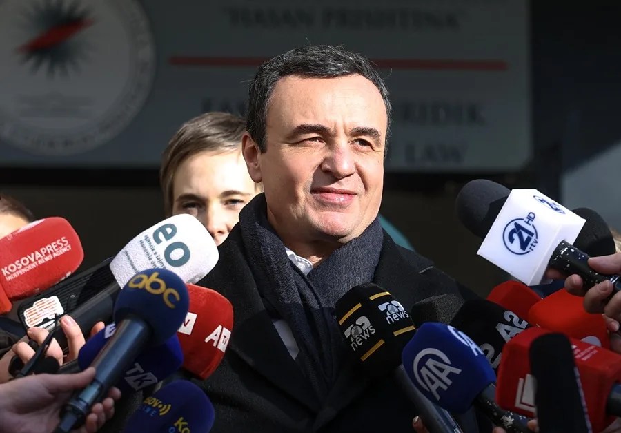 El primer ministro interino de Kosovo y líder del partido Vetevendosje, Albin Kurti.