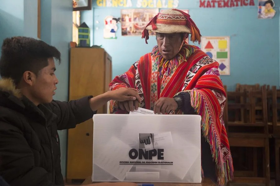 El órgano electoral de Perú confirma un número de candidaturas "sin precedentes" para 2026