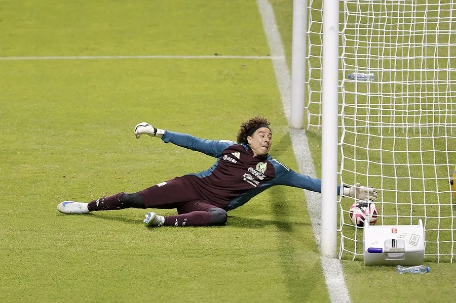 La selección mexicana asume el sorteo del Mundial en un ambiente de dudas