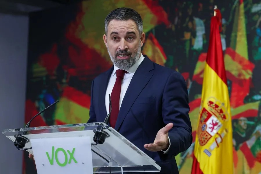 Abascal Vox Extremadura pactos