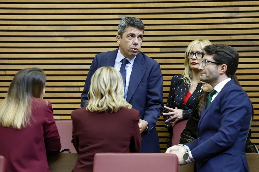 El expresident de la Generalitat, Carlos Mazón, durante el acto de toma de posesión de su sucesor, Juanfran Pérez Llorca