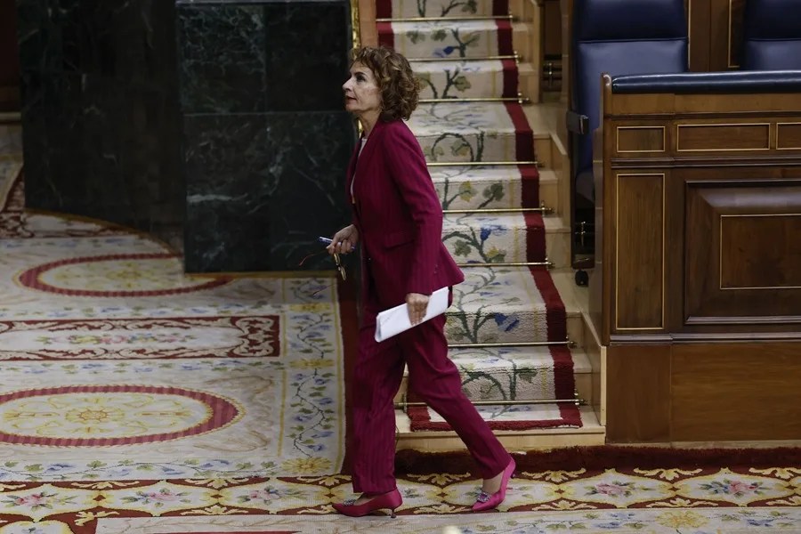 La vicepresidenta primera y Ministra de Hacienda y de Función Pública, María Jesús Montero