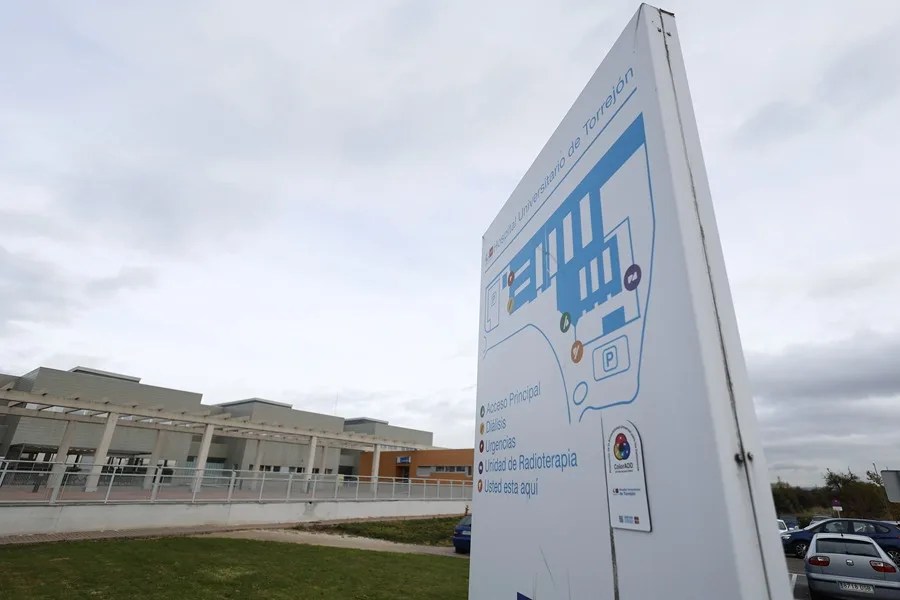 Vista de la entrada del Hospital de Torrejón de Ardoz