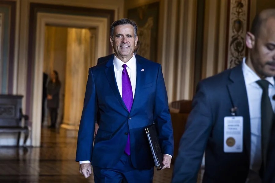 EE.UU. comienza a planificar su presencia permanente en Venezuela