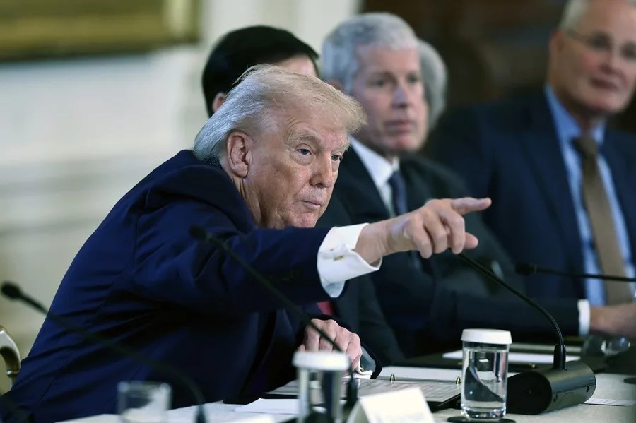 Trump: petroleras invertirán 100.000 millones de dólares en Venezuela e invita a China y Rusia a comprar su crudo