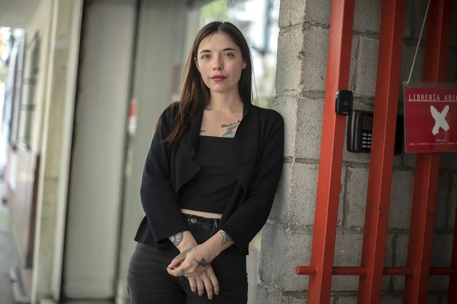 La escritora española Luna Miguel: “Contra la tiranía de la cultura, solo puede la imaginación”