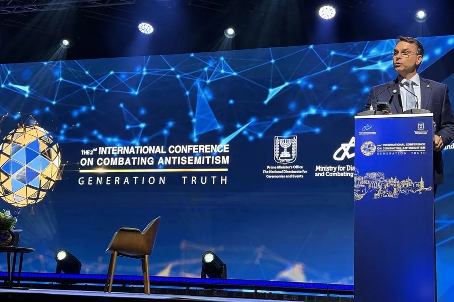 "Lula es antisemita", afirma el candidato a la Presidencia de Brasil Flávio Bolsonaro en Jerusalén