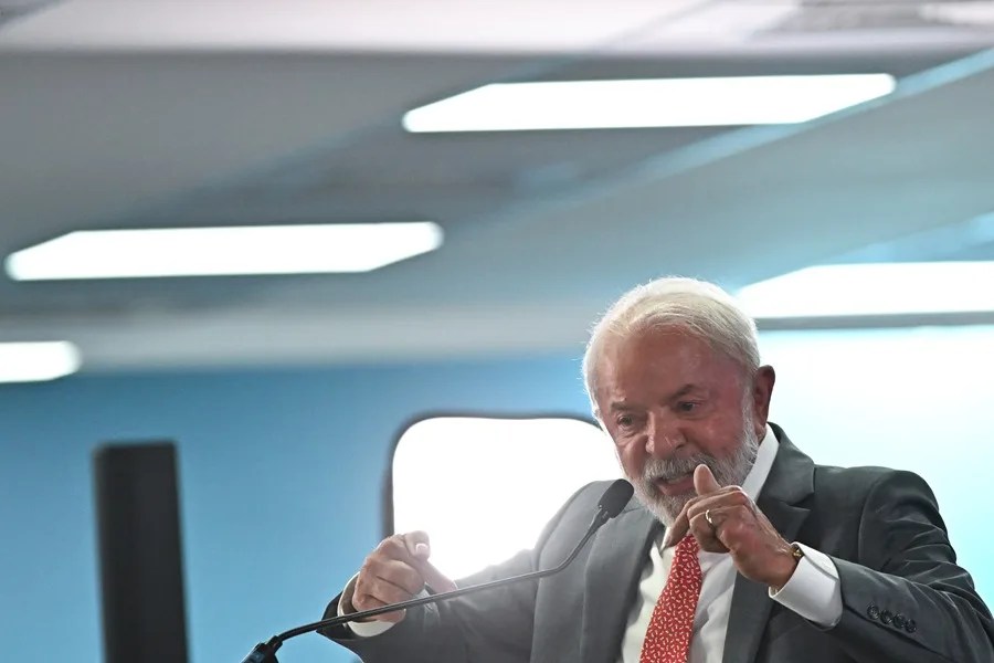 Lula eleva el tono contra EE.UU. y se dice "indignado" por la intervención en Venezuela