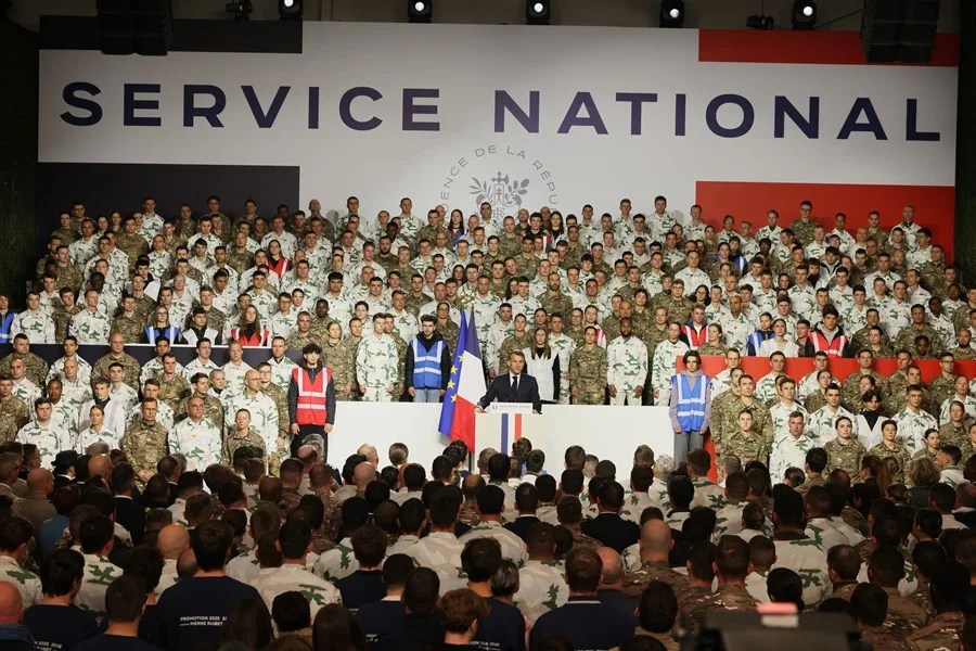 Francia inicia la campaña de reclutamiento para el servicio militar voluntario