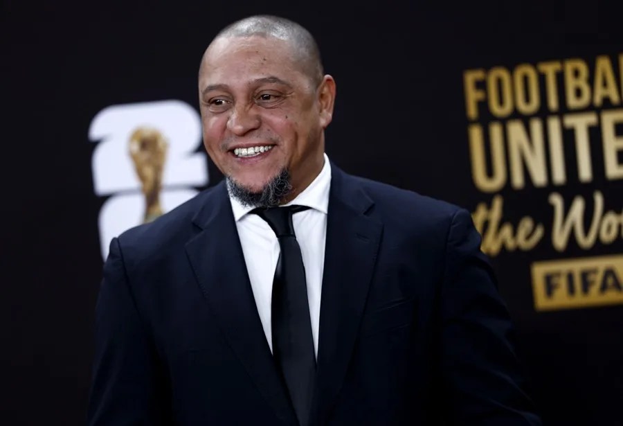 Roberto Carlos, el exlateral que sabe de goles y de amores