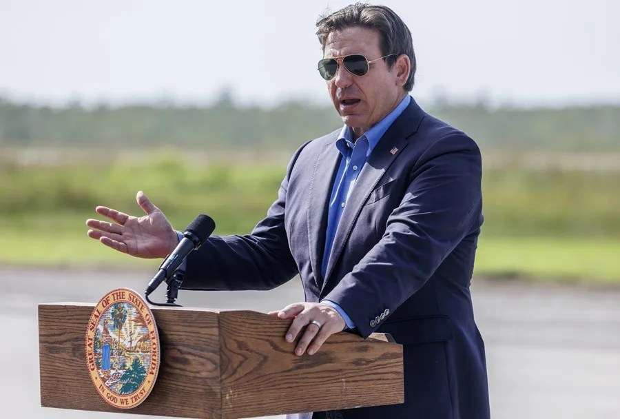 El Gobernador Ron DeSantis destaca el arresto de 20.000 migrantes en Florida en su último discurso al Congreso