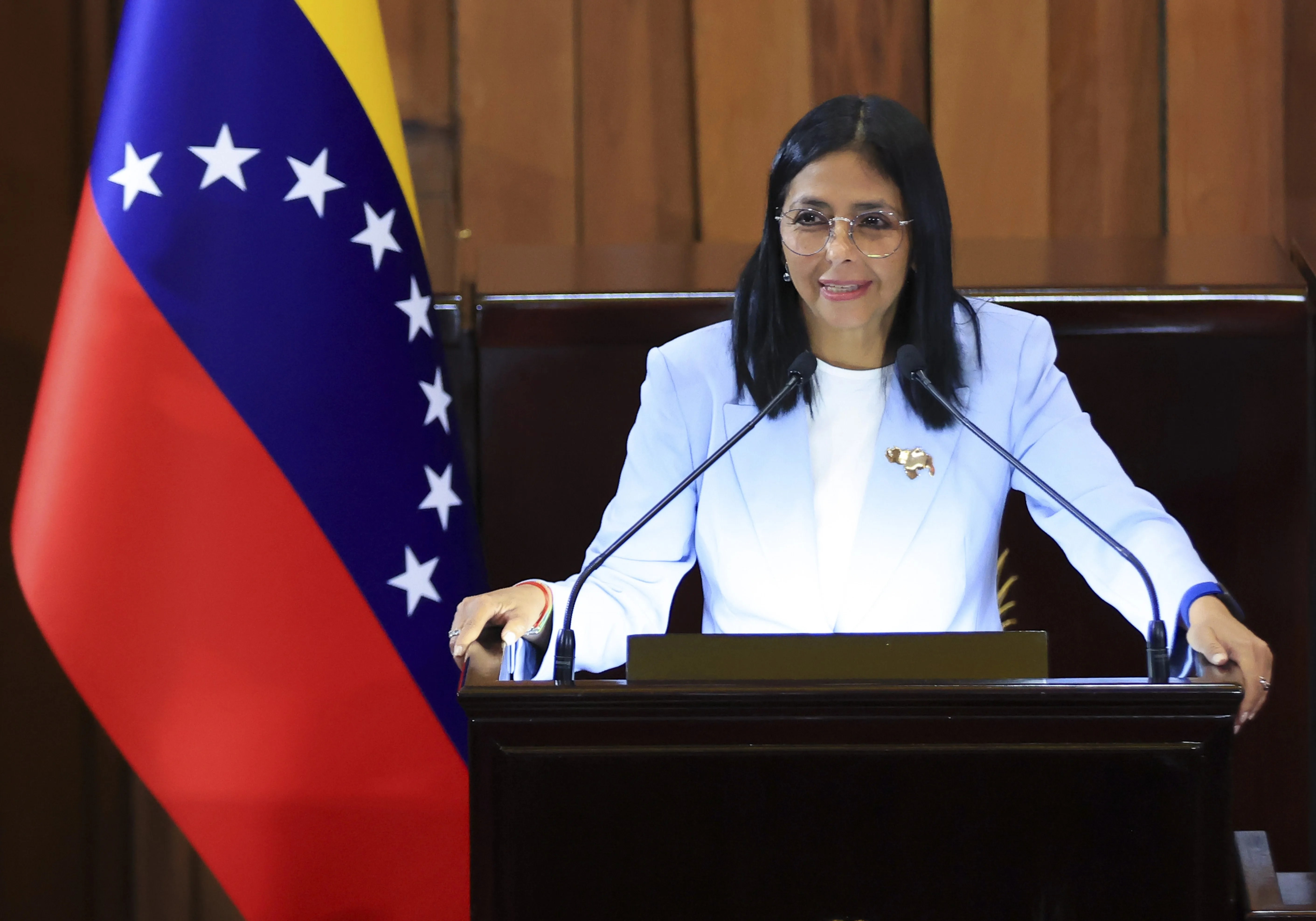 Delcy Rodríguez propone una ley de amnistía general para los presos políticos en Venezuela