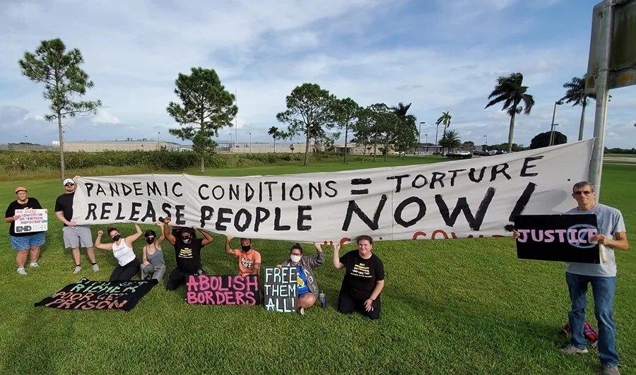 abusos centro migratorio Florida