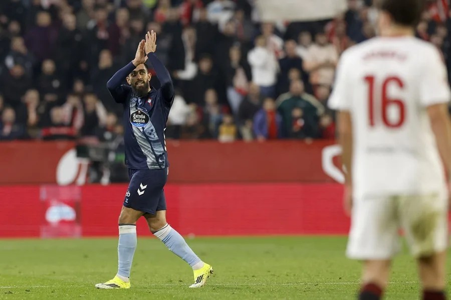 El delantero del Celta Borja Iglesias durante el encuentro correspondiente a la jornada 19 de Laliga EA Sports