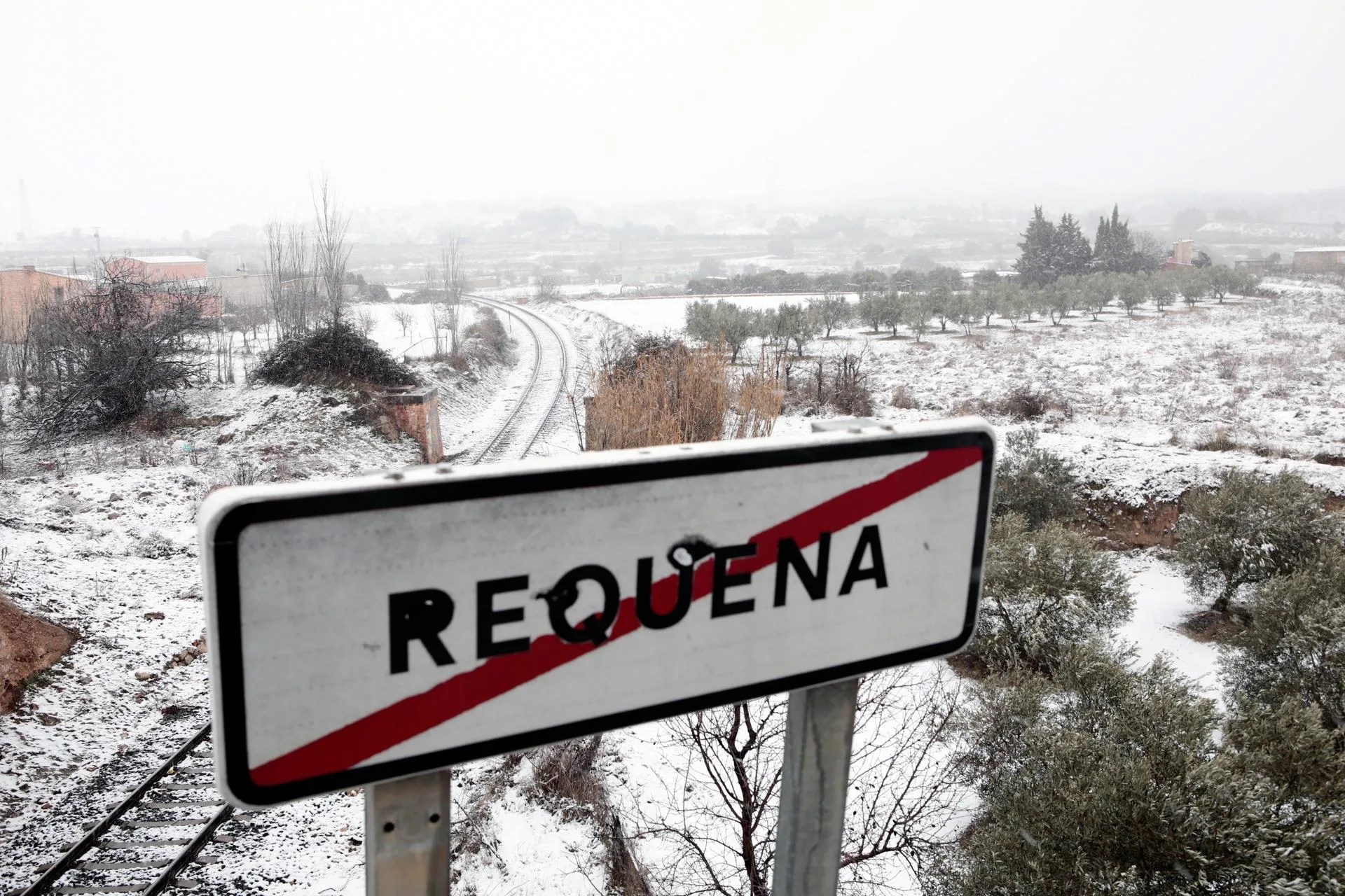 Anterior nevada en el municipio valenciano de Requena. EFE/Biel Aliño
