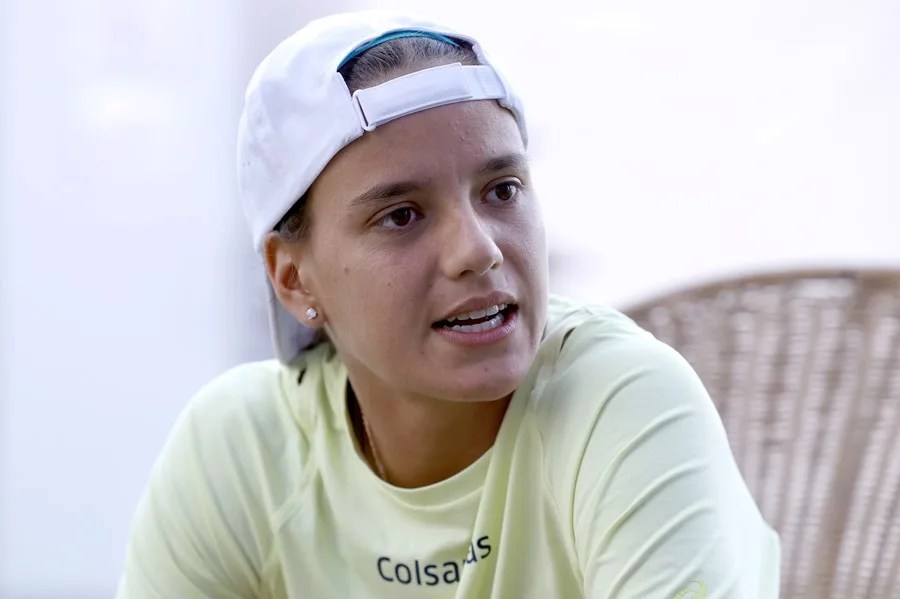 La colombiana Arango dice que, pese a su mejoría, su tenis tiene mucho margen para crecer
