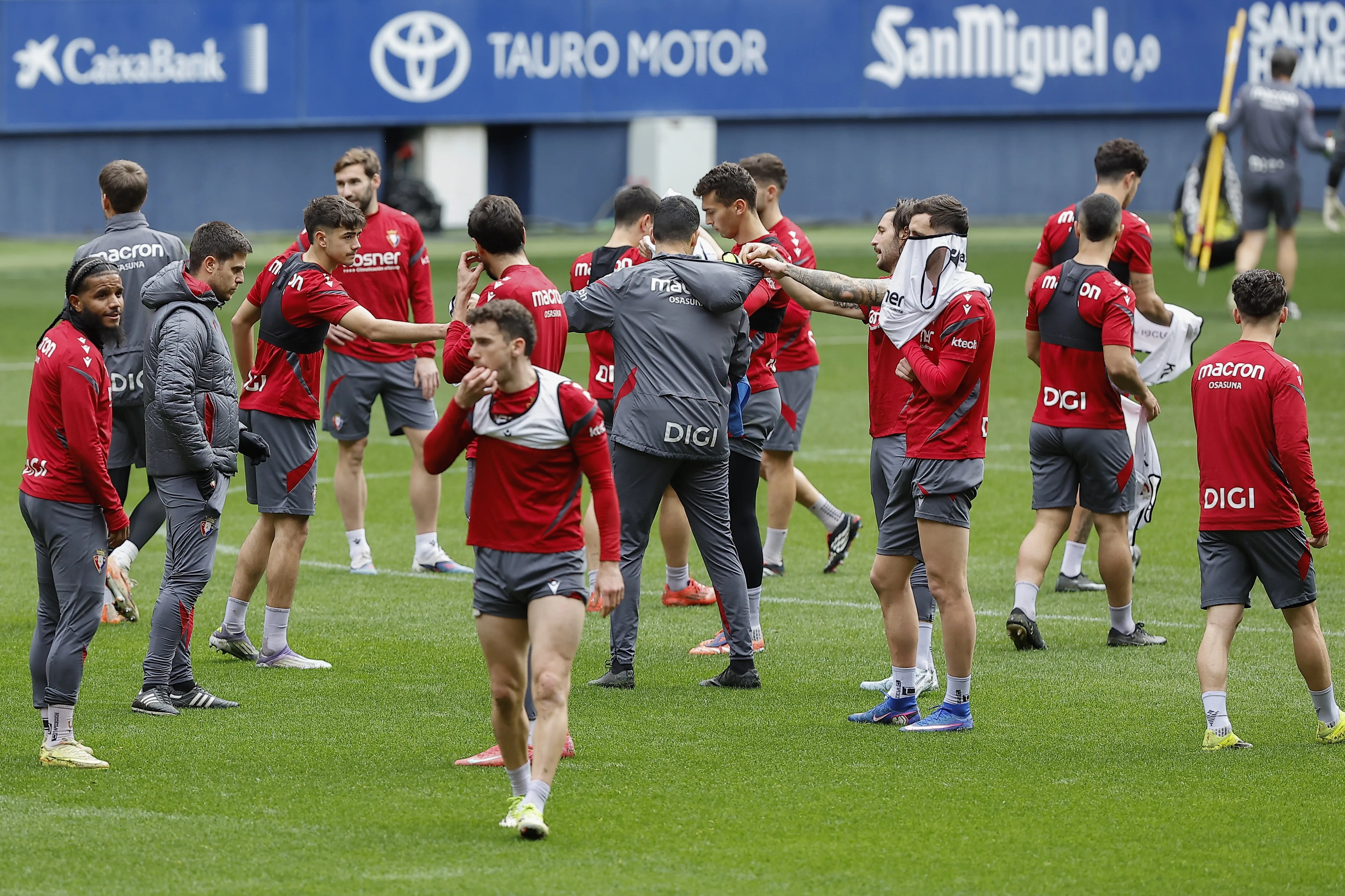 Imagen del entrenamiento de Osasuna para preparar el encuentro ante el Real Madrid el próximo sábado