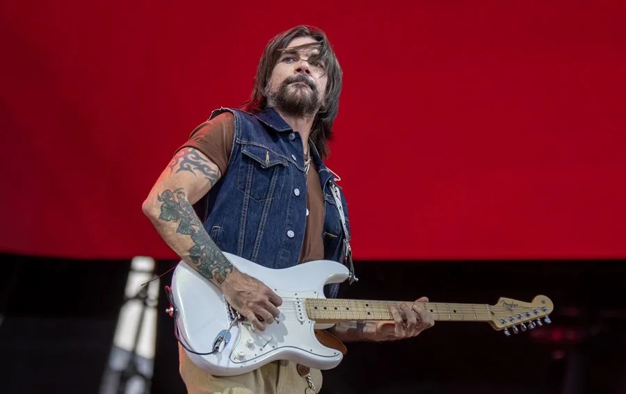 Fotografía de archivo del cantante y compositor colombiano Juanes en el Festival Tecate Pa´l Norte en Monterrey (México). EFE/ Miguel Sierra