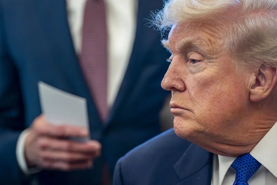 Fotografía de archivo del presidente de Estados Unidos, Donald Trump, en la Casa Blanca, en Washington (EE.UU.). EFE/EPA/ Bonnie Cash