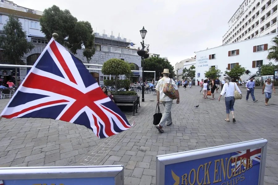 Publicado el tratado que define el estatus de Gibraltar tras el Brexit, que incluye el fin de la verja fronteriza con España