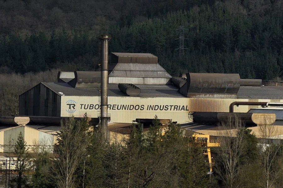 Vista de la fábrica de Tubos Reunidos en Amurrio, que ha anunciado un ERE. EFE/ Adrián Ruiz-hierro