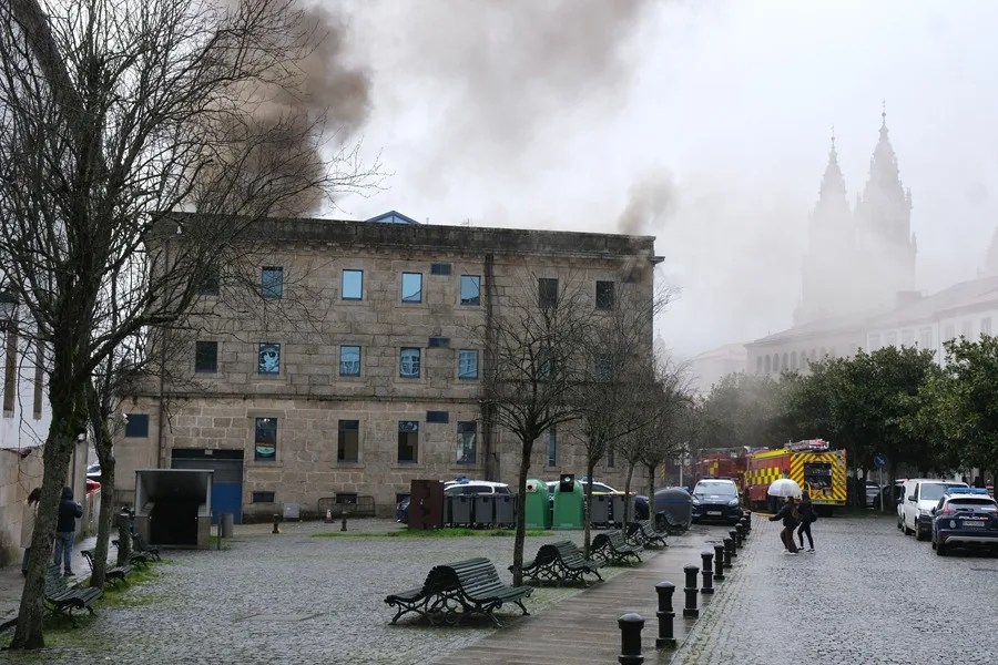 Un incendio registrado este jueves en la Comisaría de la Policía Nacional en Santiago de Compostela