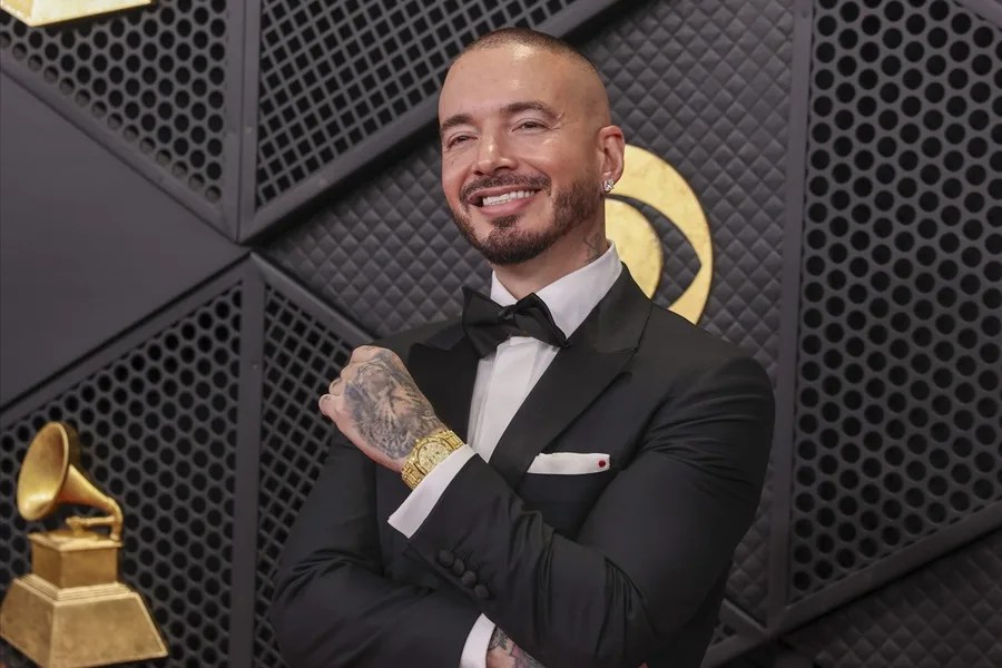 J Balvin confirma su reconciliación con Bad Bunny: "Voy a ir a verlo al Super Bowl"