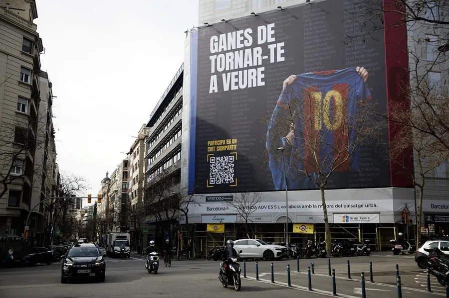 El argentino Leo Messi se ha convertido, indirectamente, en el protagonista este miércoles de la campaña electoral del Barcelona