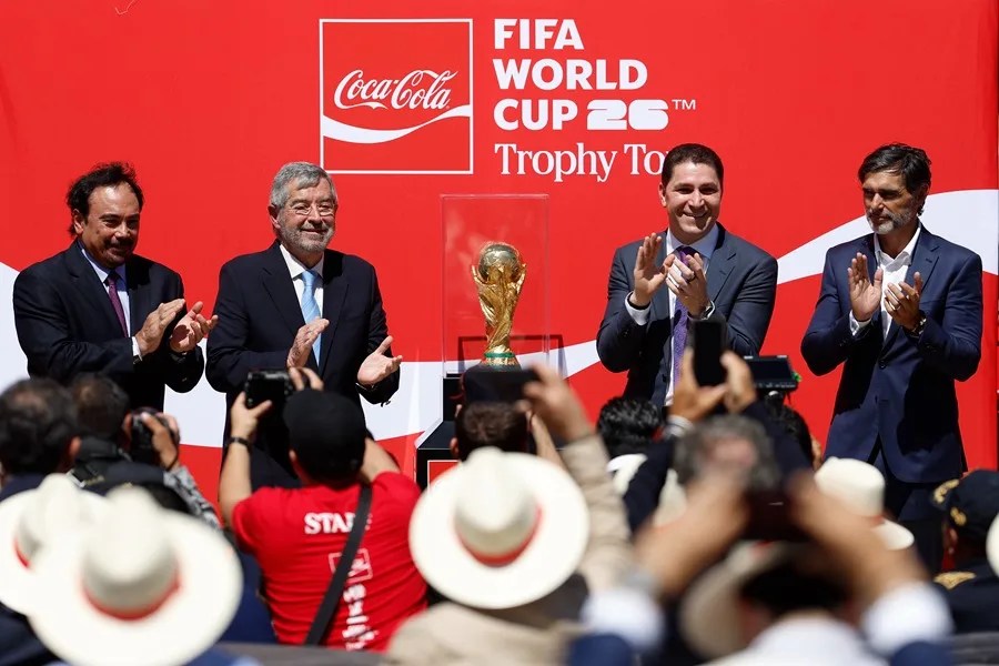 La Copa del Mundo FIFA llega a México para cumplir gira a 100 días del Mundial