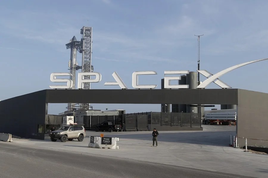 Elon Musk fusiona la empresa aeroespacial SpaceX con la 'startup' xAI