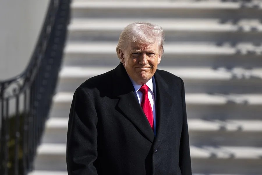 Trump dice que visitará Venezuela y que reconoce al Ejecutivo de Delcy Rodríguez como Gobierno oficial del país