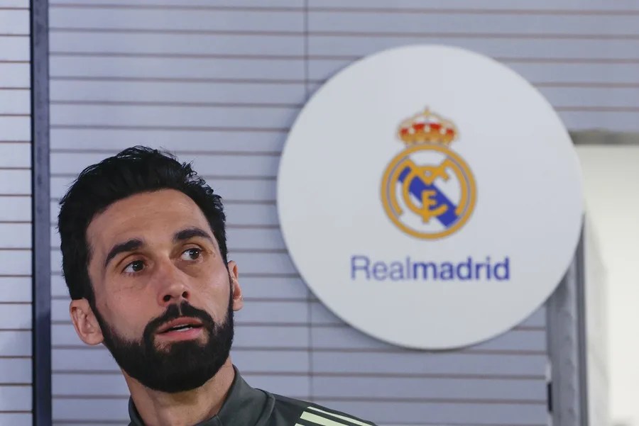 El entrenador del Real Madrid, Álvaro Arbeloa durante la rueda de prensa.