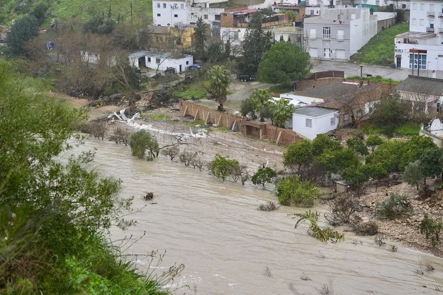 Vista del río Guadalete a su paso por Arcos de la Frontera.