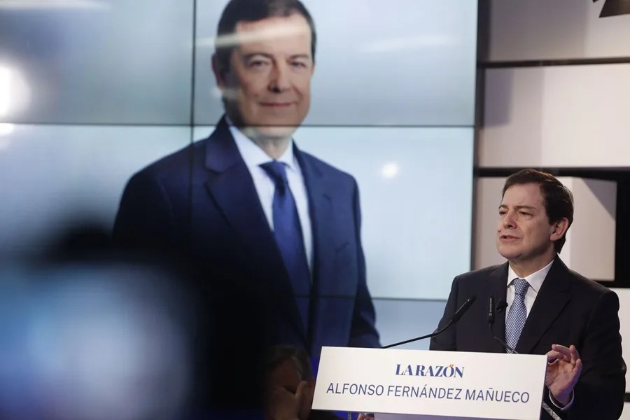 Desayuno informativo con el presidente de Castilla y León, Alfonso Fernández Mañueco