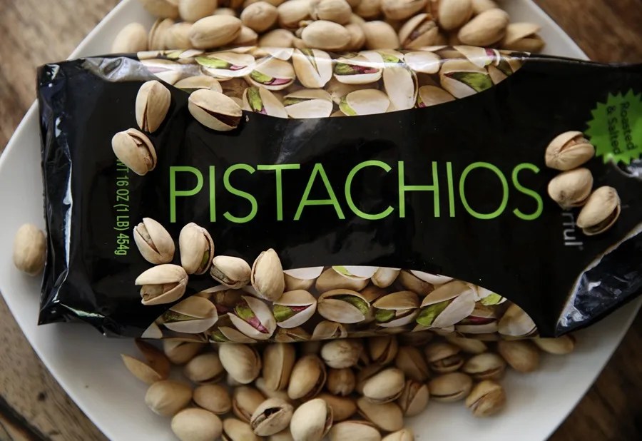 Una bolsa de pistachos.