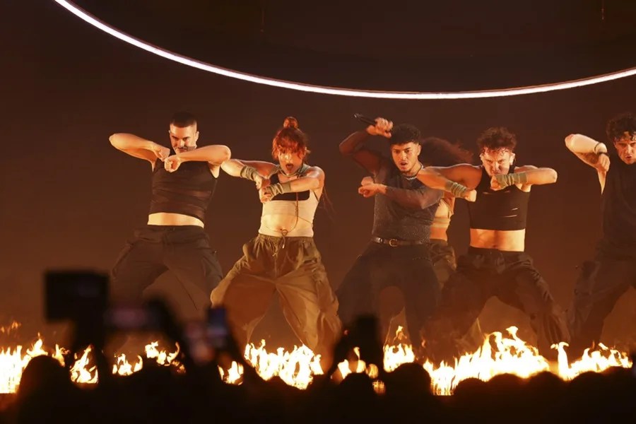 El cantante Kenneth durante su actuación