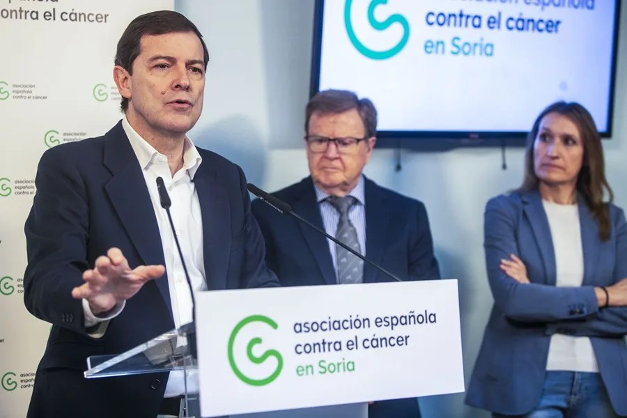 El candidato a la reelección a la presidencia de la Junta de Castilla y León, Alfonso Fernández Mañueco