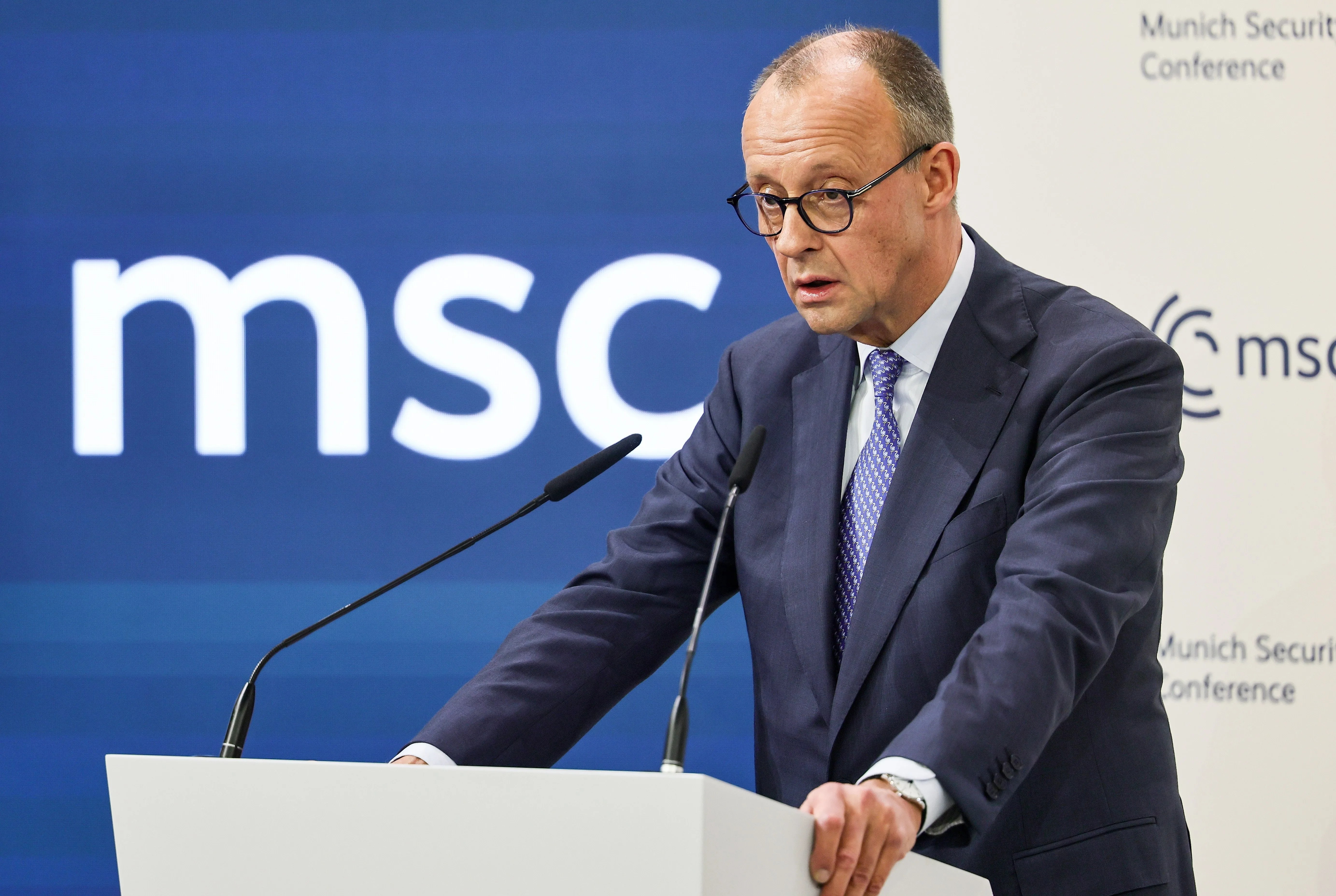 El canciller federal alemán, Friedrich Merz, pronuncia un discurso durante la 62ª Conferencia de Seguridad de Múnich (MSC) en el hotel 'Bayerischer Hof', en Múnich, Alemania.