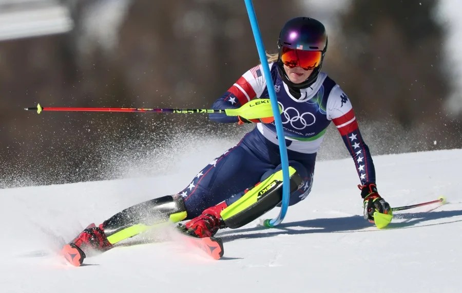 Mikaela Shiffrin, durante la primera manga del slalom.