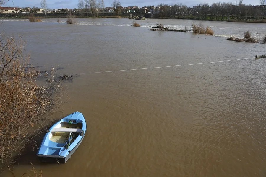 La crecida del río Duero como consecuencia del deshielo y las lluvias de los últimos día
