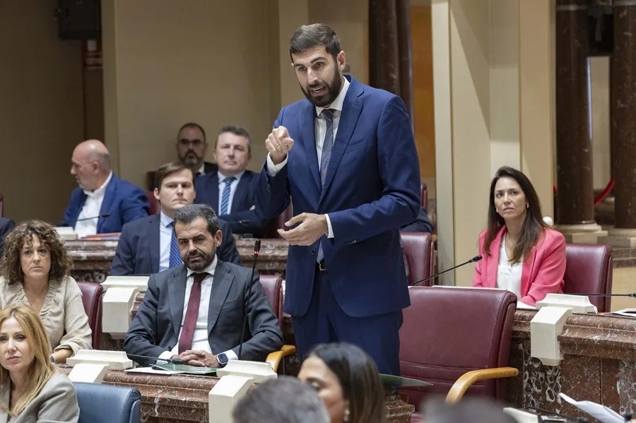 El portavoz de Vox en el parlamento murciano José Ángel Antelo