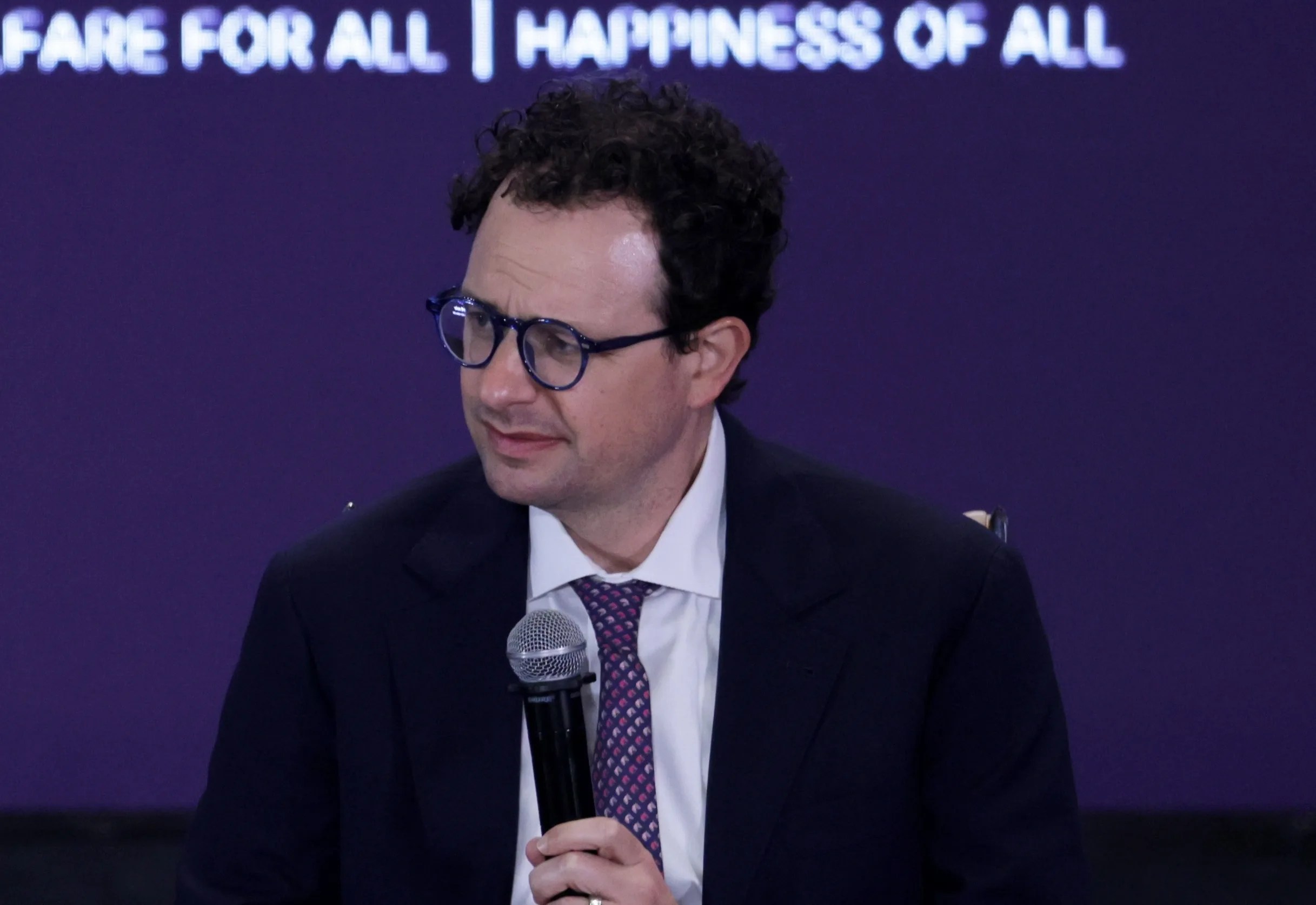 Anthropic tacha de "teatro" y "mentira" el acuerdo de OpenAI con el Pentágono