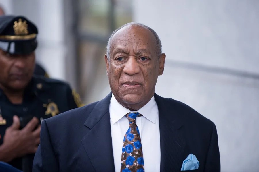 Un jurado ordena a Bill Cosby a pagar casi 20 millones de dólares por abuso sexual en 1972