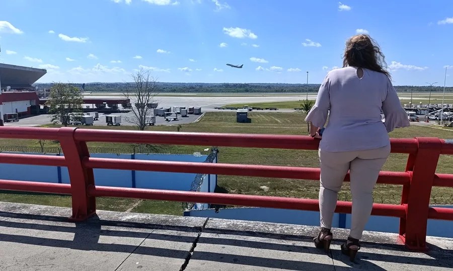 Cuba extiende hasta abril el aviso por falta de combustible para aviones en todos sus aeropuertos