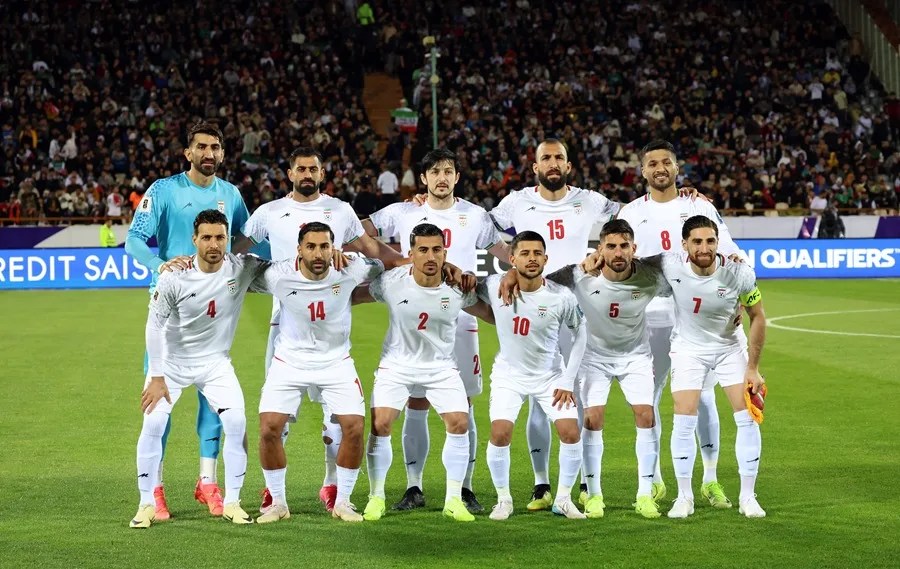 Fotografía de archivo de los jugadores de Irán posando para una foto de grupo antes del partido de clasificación para la Copa Mundial de la FIFA 2026 entre Irán y los Emiratos Árabes Unidos, celebrado en Teherán, Irán. EFE/EPA/ABEDIN TAHERKENAREH